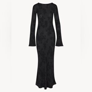 Realisation Par Gia Midnight Rose